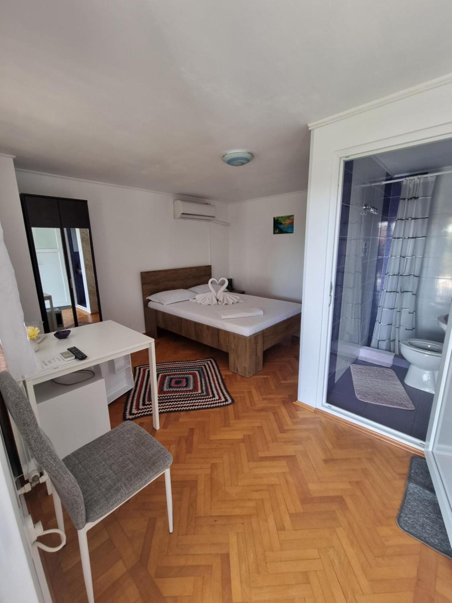 Casa Cu Trandafiri Murighiol Dış mekan fotoğraf