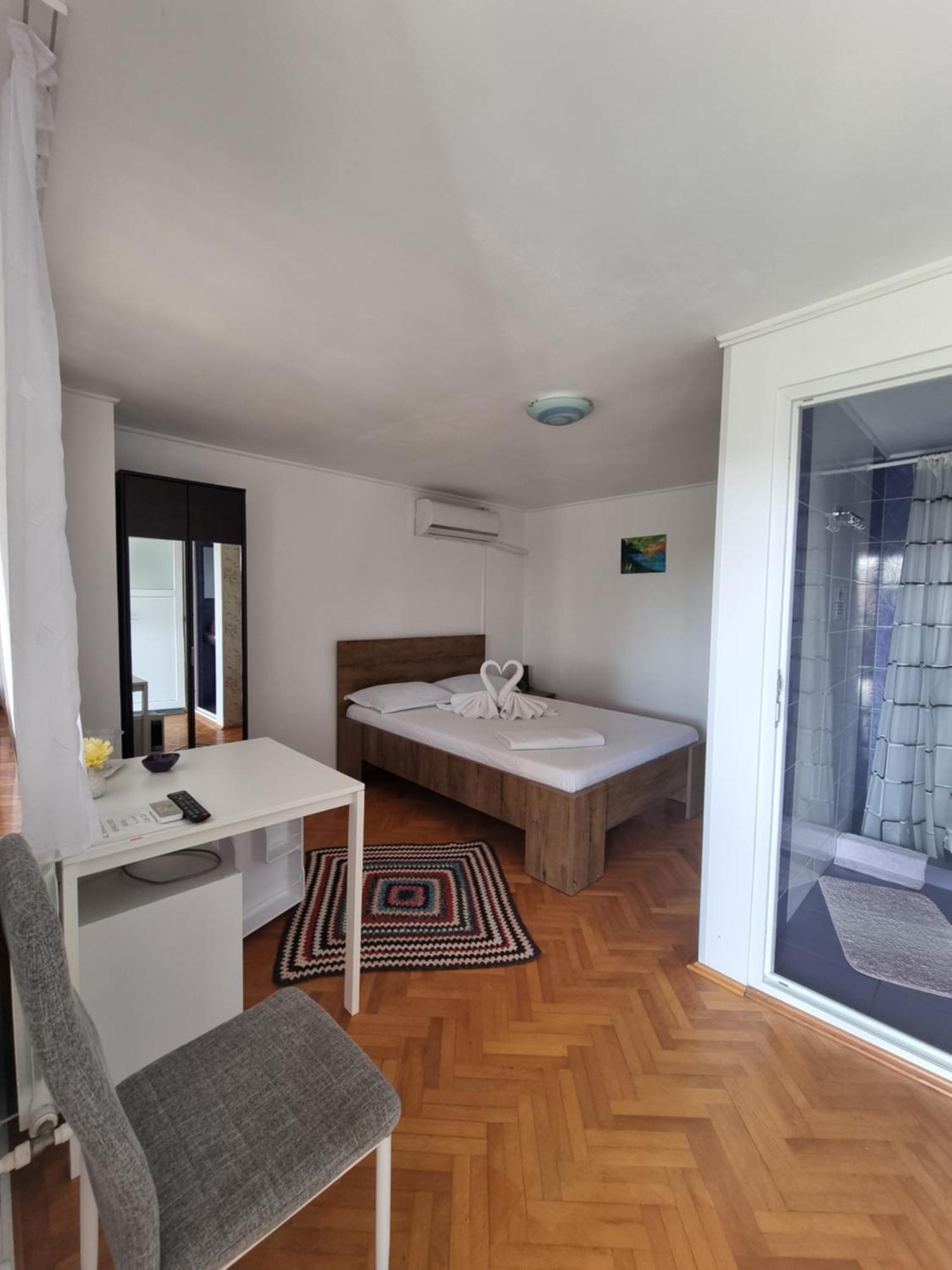 Casa Cu Trandafiri Murighiol Dış mekan fotoğraf