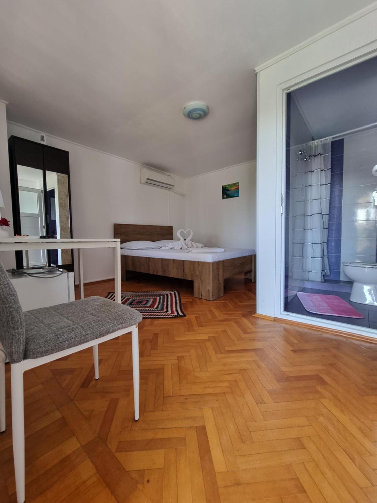 Casa Cu Trandafiri Murighiol Dış mekan fotoğraf