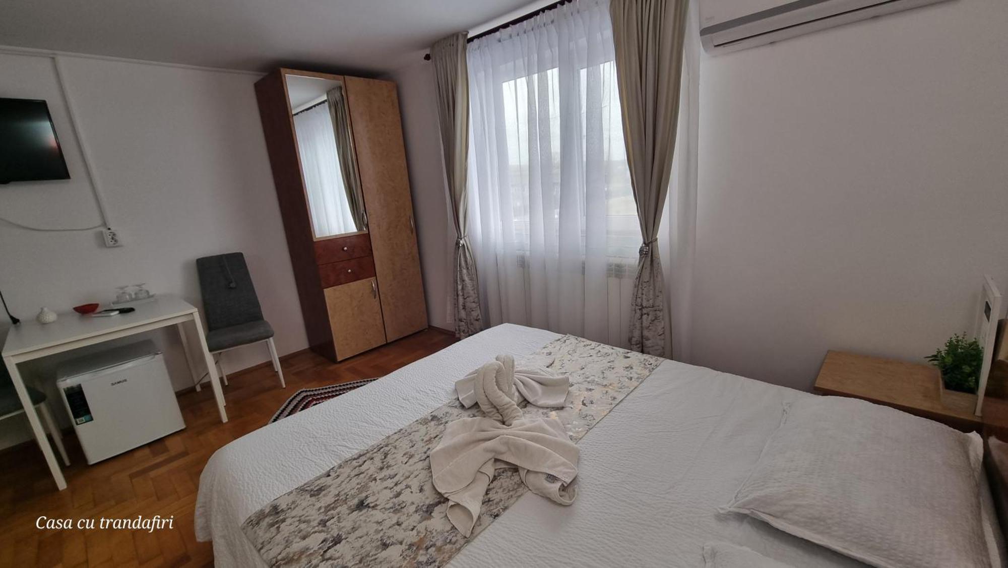 Casa Cu Trandafiri Murighiol Dış mekan fotoğraf